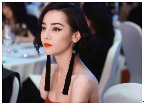 娱乐圈吃瓜爆料宋佳视频,娱乐圈幕后真相大揭秘 第2张 娱乐圈吃瓜爆料宋佳视频,娱乐圈幕后真相大揭秘 第2张