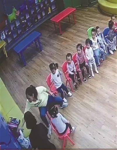 奎屯幼儿园家长爆料视频,揭露幼儿园内惊人一幕  第3张