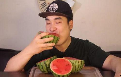 网红吃瓜在线视频观看,揭秘热门视频背后的故事与幕后花絮  第2张