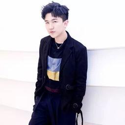 邱耀乐爆料半个娱乐圈,半个娱乐圈背后的惊人真相 第2张 邱耀乐爆料半个娱乐圈,半个娱乐圈背后的惊人真相 第2张