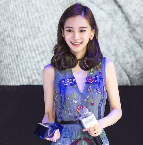 杨颖工作室视频爆料  第1张