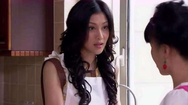 唐一菲爆料剧组视频播放,独家视频曝光惊人一幕  第2张